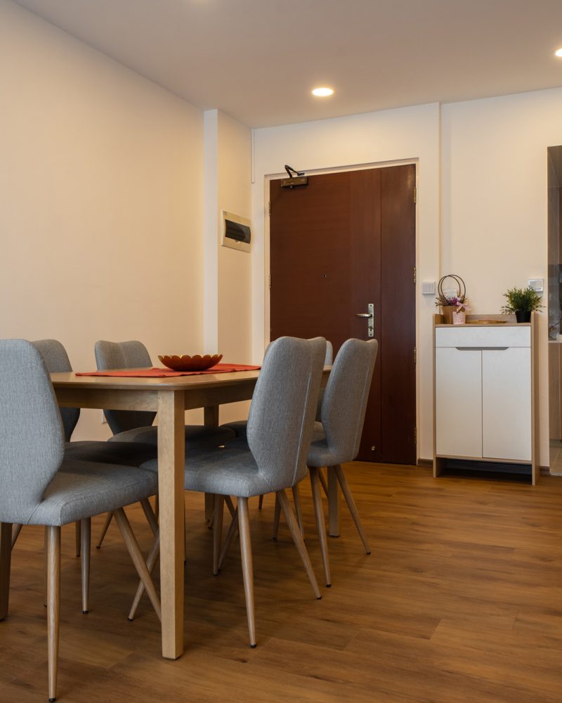 18C Holland Dr (Donovan)-20 18C Holland Dr (Donovan)-20